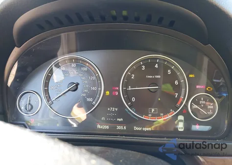 2013 BMW 528I xDrive из США, поврежденный, VIN WBAXH5C55DDW15344